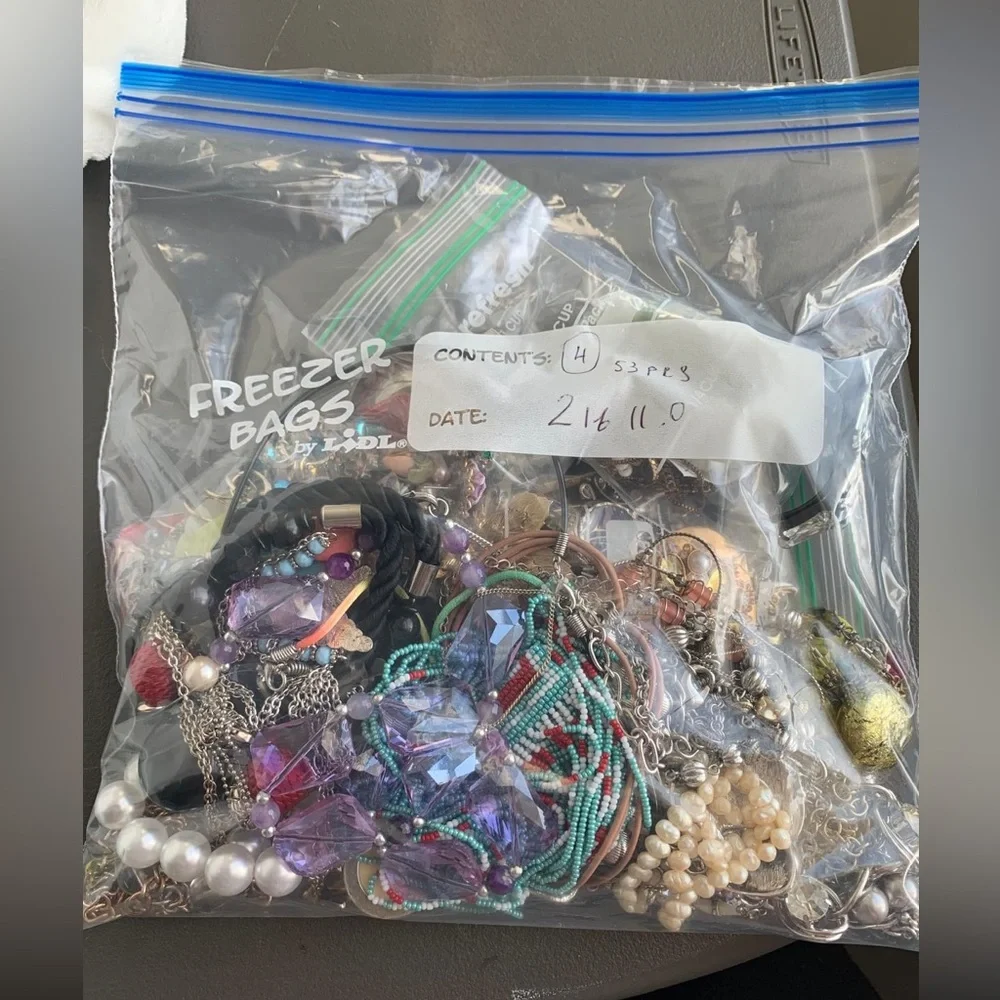 53 Piece Vintage & Designer Jewelry Lot – Icing, Chico's, Juicy Couture - Picture 5 of 6